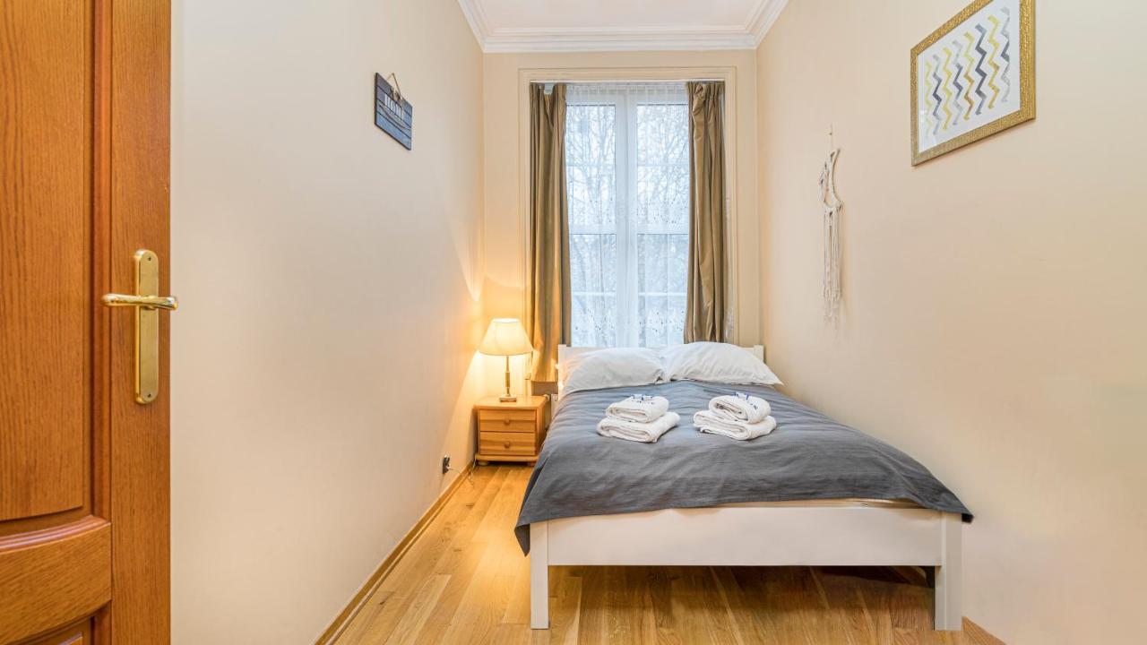 Maya'S Flats & Resorts - Old Town Dluga 72 One Storey Γκντανσκ Εξωτερικό φωτογραφία