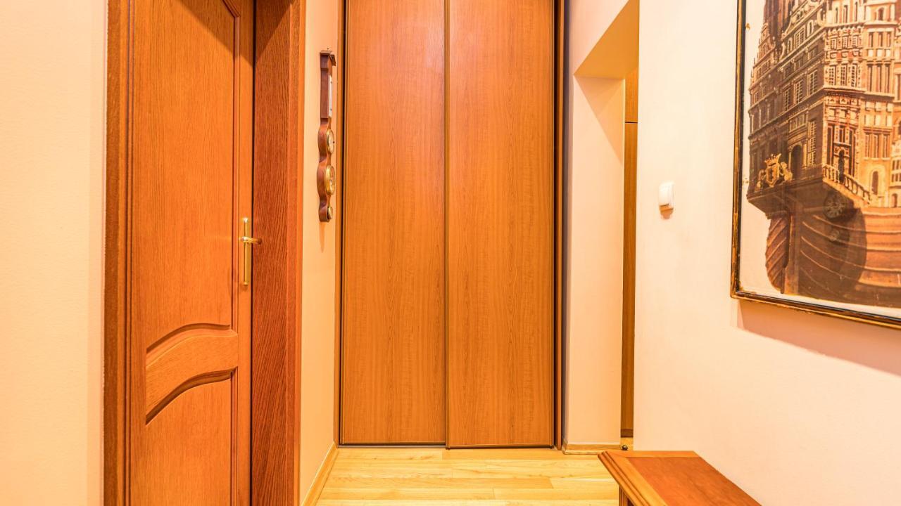 Maya'S Flats & Resorts - Old Town Dluga 72 One Storey Γκντανσκ Εξωτερικό φωτογραφία